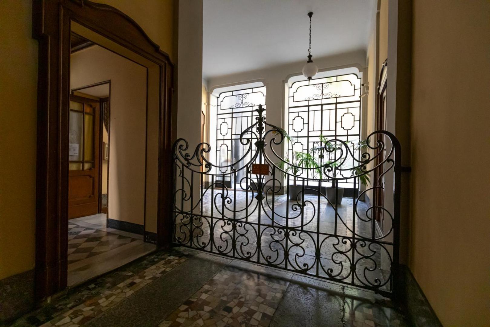 מילאנו Centrale Suite With Balcony - Top Collection מראה חיצוני תמונה